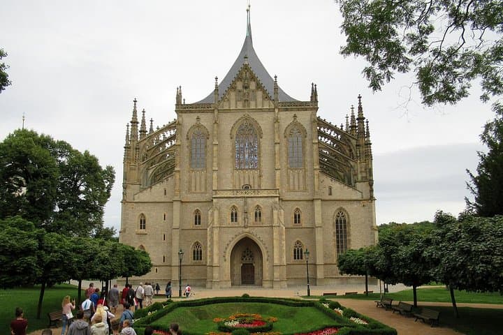 Private Day Trip to Kutna Hora from Prague with a local