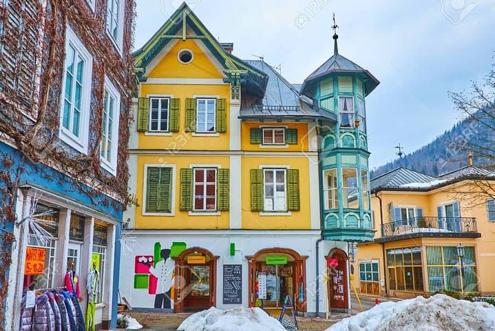 Direct one way transfer from Český Krumlov to Bad Ischl