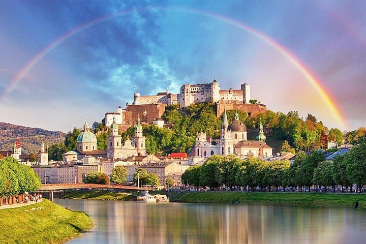 One way Private transfer from Prague to Salzburg