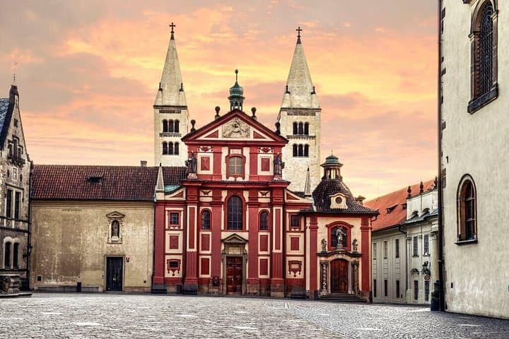 Live Virtual Tour of Prague