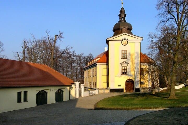 Czech Castles Scooter Tour for 1 day. The North Way. (audio guide)
