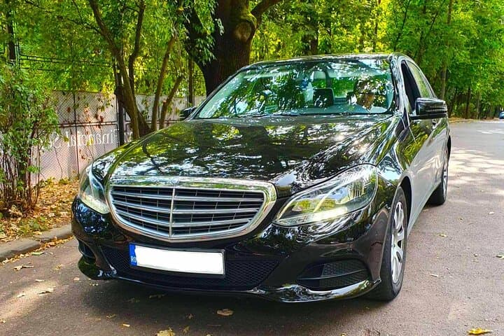 Private Airport Transfer: Hotel→Václav Havel Prague Airport (PRG)