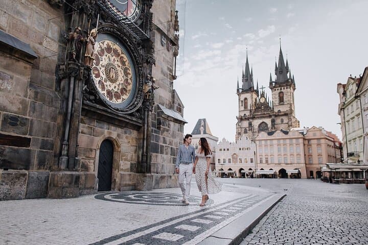 Prague Photo Walk Tour (Family, Couple, Solo)
