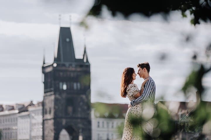 Prague Photo Walk Tour (Family, Couple, Solo)
