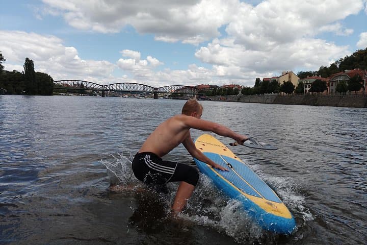SUP - Paddleboard: Tour in the Centre of Prague