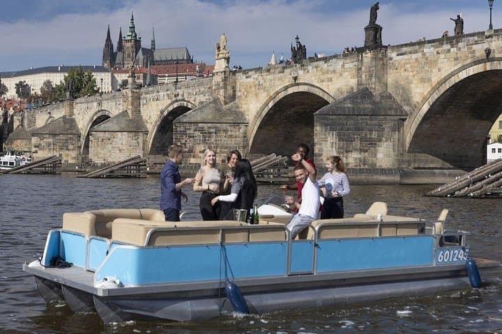 Private Boat Cruise With Unlimited Beer