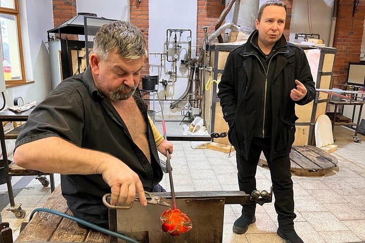 Hot shop where the sculptures for Glass Onion movie were made