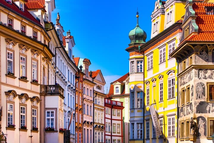 Prague Essential