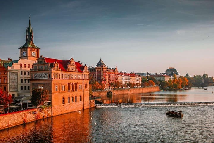 Prague Highlights: 3-hours Guided Walking Tour