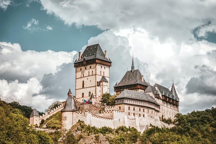 E-Bike Tour from Prague to Karlštejn Castle