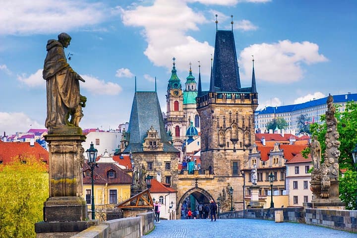 Private Traditional Food Walking Tour in Prague Old Town