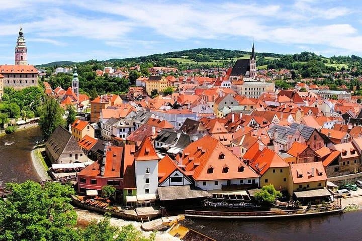 Cesky Krumlov Full Day Private Tour from Prague