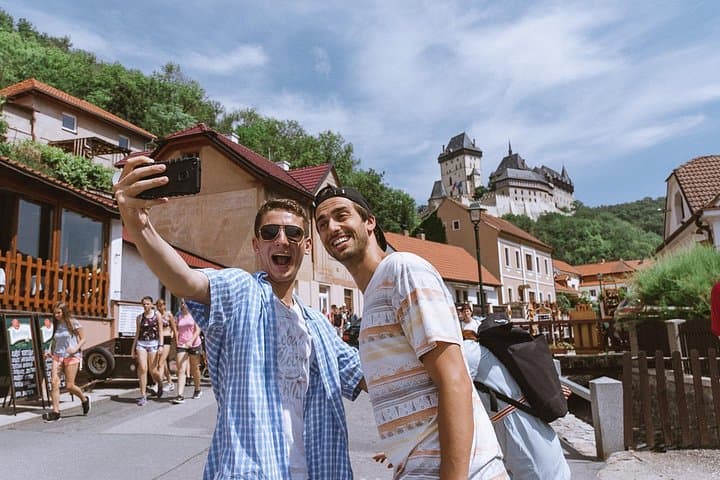 Prague-Munich One-Way Sightseeing Day Tour