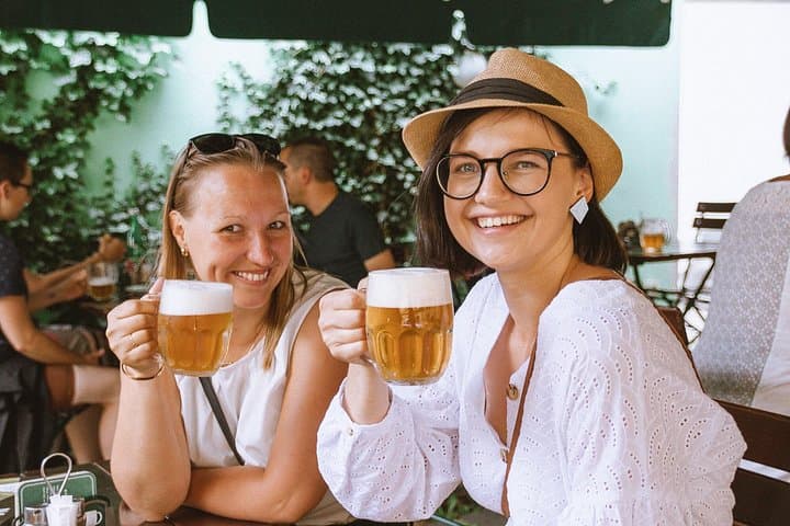 Prague-Munich One-Way Sightseeing Day Tour