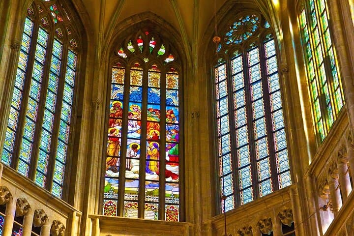 Just an hour away with Mytripline, Kutná Hora is the perfect escape from the city—offering comfort, history, and wonder all in one smooth ride.
