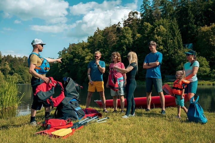 Easy Canoe Mission to the Sazava River from Prague Day Trip