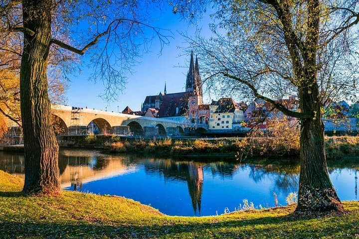 Private Transfer to Regensburg from Prague