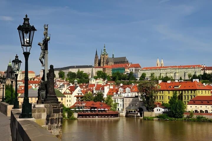 Prague in a Nutshell: Follow the Footsteps of Kings
