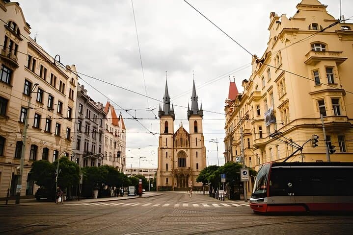 Prague in a Nutshell: Follow the Footsteps of Kings