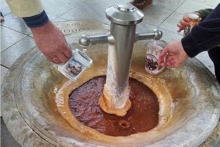 Sample the spring water in Karlovy Vary