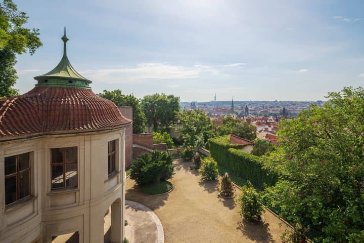 Exclusive After Hours Prague Castle Tour with Champagne