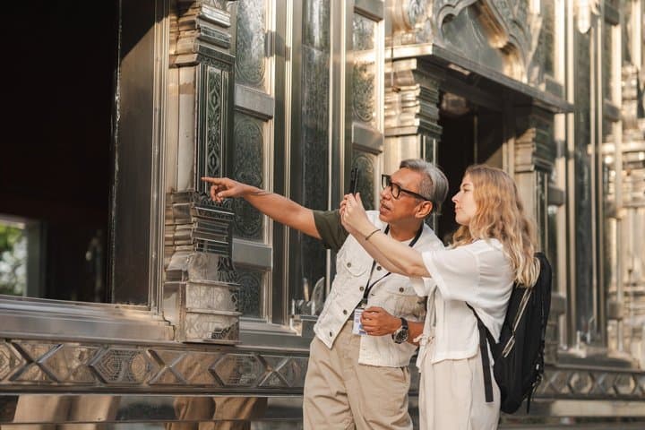 Private Historical Walking Tour in Prague Castle and Old Town
