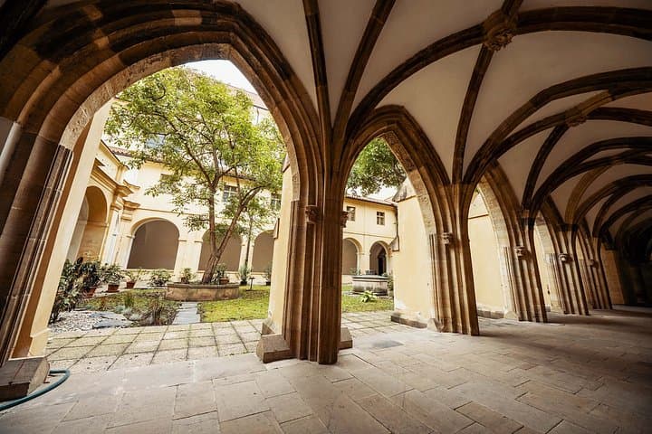 Prague Old Town Guided Tour Minorite Friary Entry Exhibitions