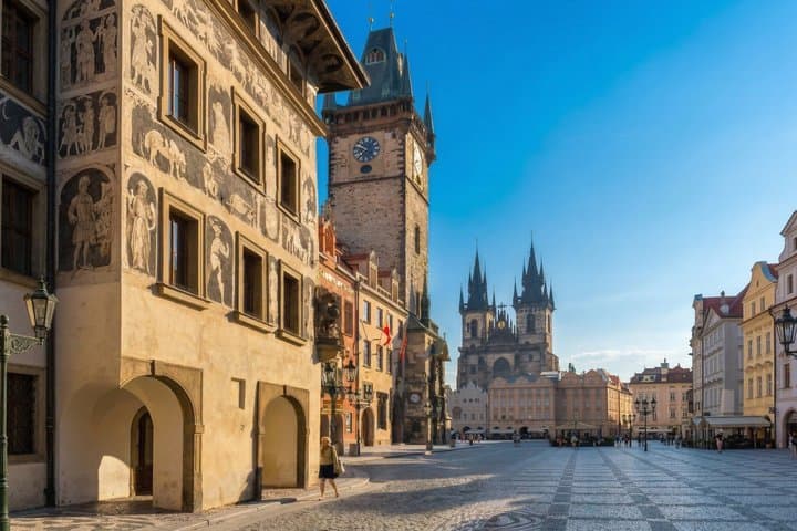 Prague 3-Hour Tour with Astronomical Clock Admission