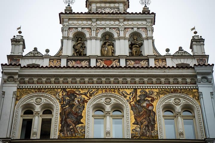 Pilsen Walking Tour: Explore Sights & Hidden Gems