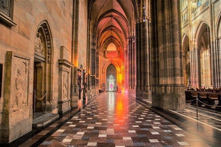 Prague TOP 3 TICKETS Prague Castle Astronomical Clock Jewish Town
