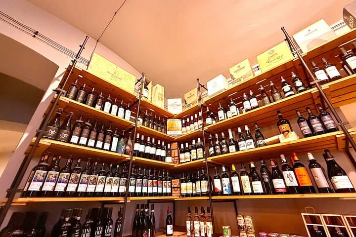 Czech Local Wine Tasting in Grape & Sour