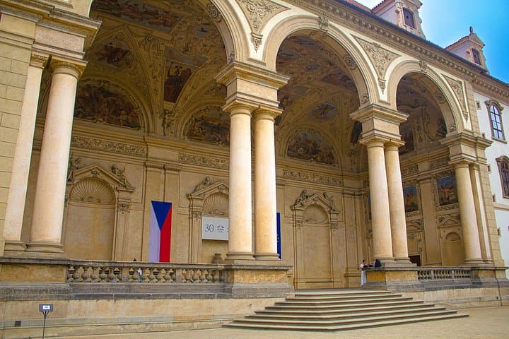 Prague: Malá Strana – Gardens, Stories & Baroque Beauty