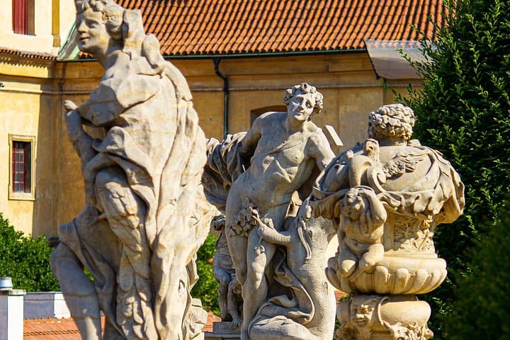 Prague: Malá Strana – Gardens, Stories & Baroque Beauty