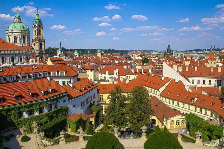 Prague: Malá Strana – Gardens, Stories & Baroque Beauty