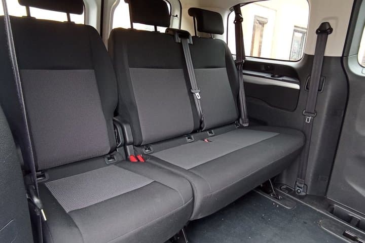 Prague to Vienna Private Transfer