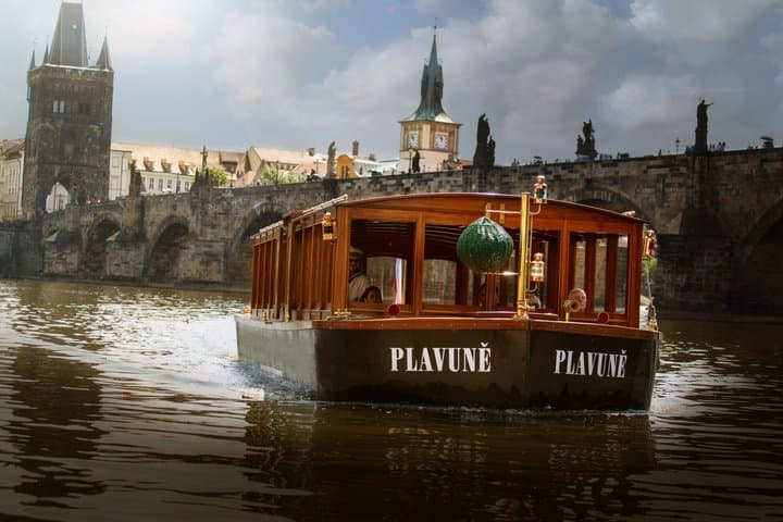 Prague Charles Bridge Audio Guide and Venice Cruise
