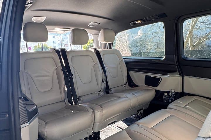 6 Hour Private Prague Highlights Tour with Personal Driver