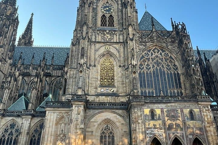 Prague Castle District Small Group Walking Tour at Night